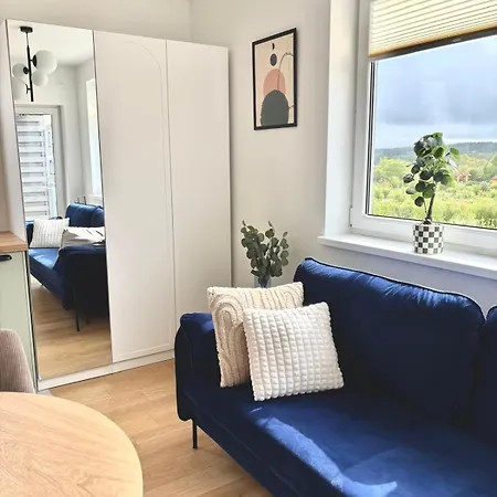 Debina Lounge 54 アパート